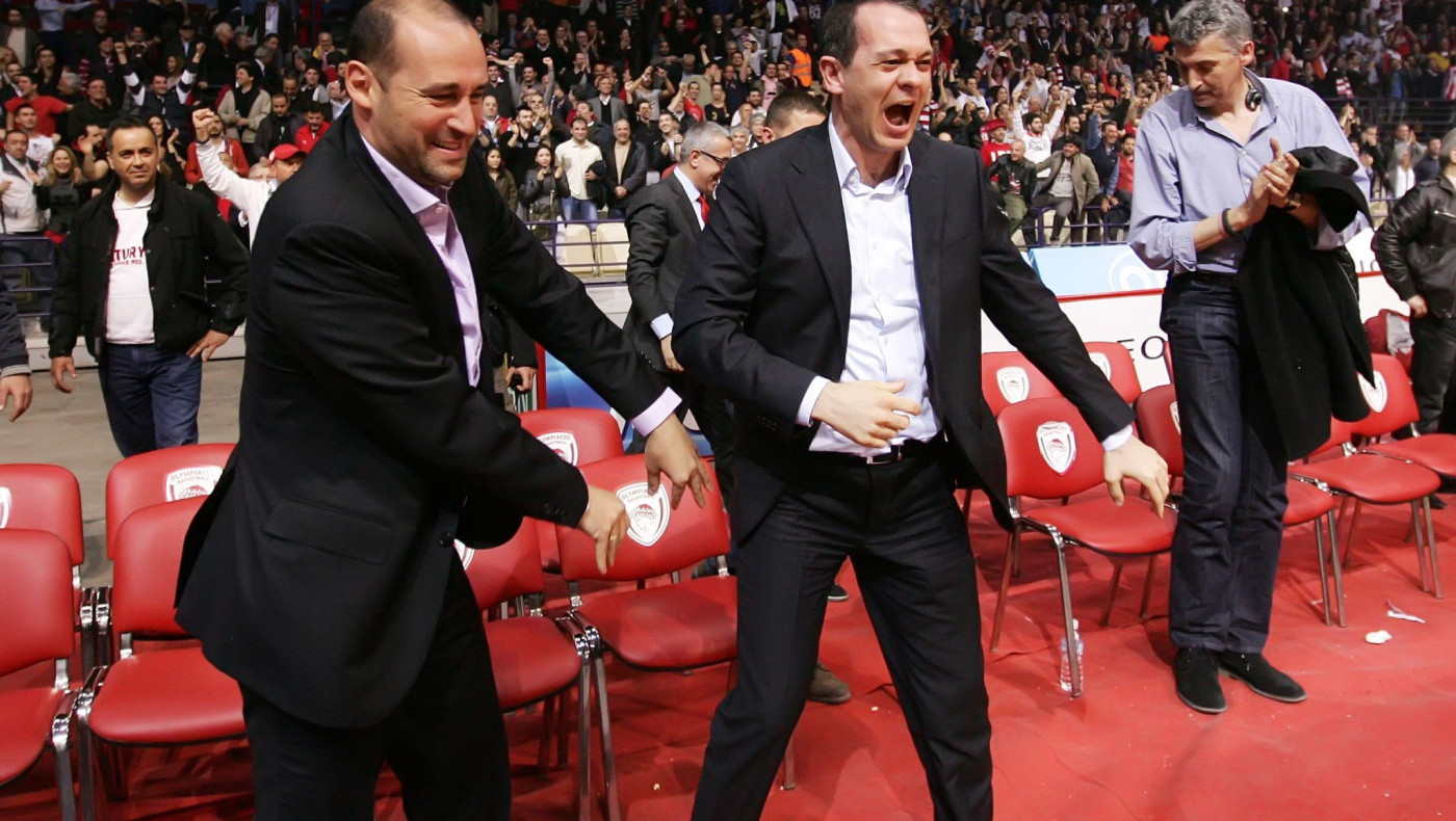 Αγγελόπουλοι: «Ο εθισμός έχει παρενέργειες»