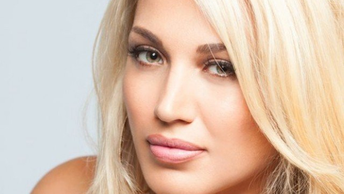 Από παρουσιάστρια... καθηγήτρια η Κωνσταντίνα Σπυροπούλου! (ΒΙΝΤΕΟ)