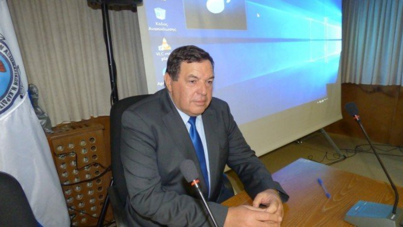 ΠΑΟΚτσήδικη          «σύναξη» με κρυστάλλινες θέσεις