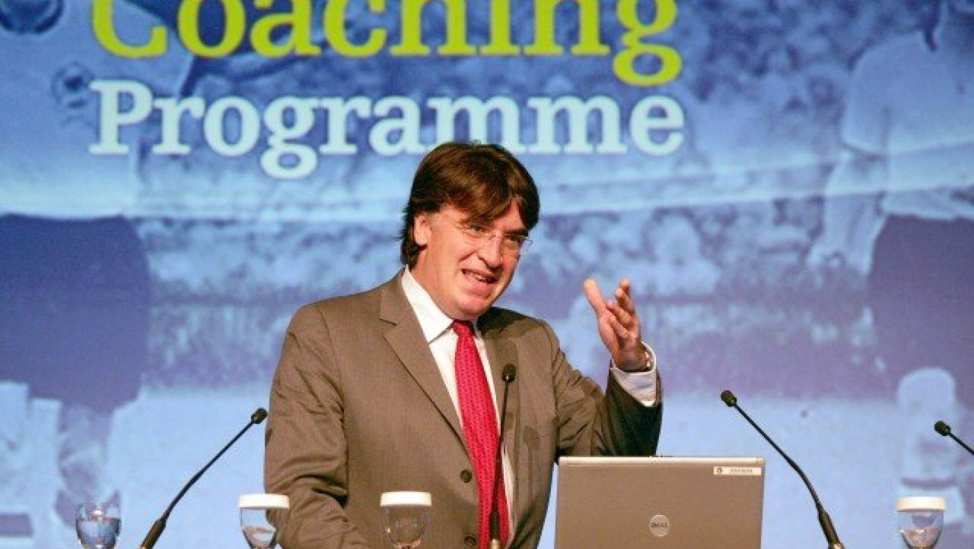 Τι κρύβεται πίσω  από τον «εμφύλιο» και τη νέα «τρικυμία» στο λιμάνι;