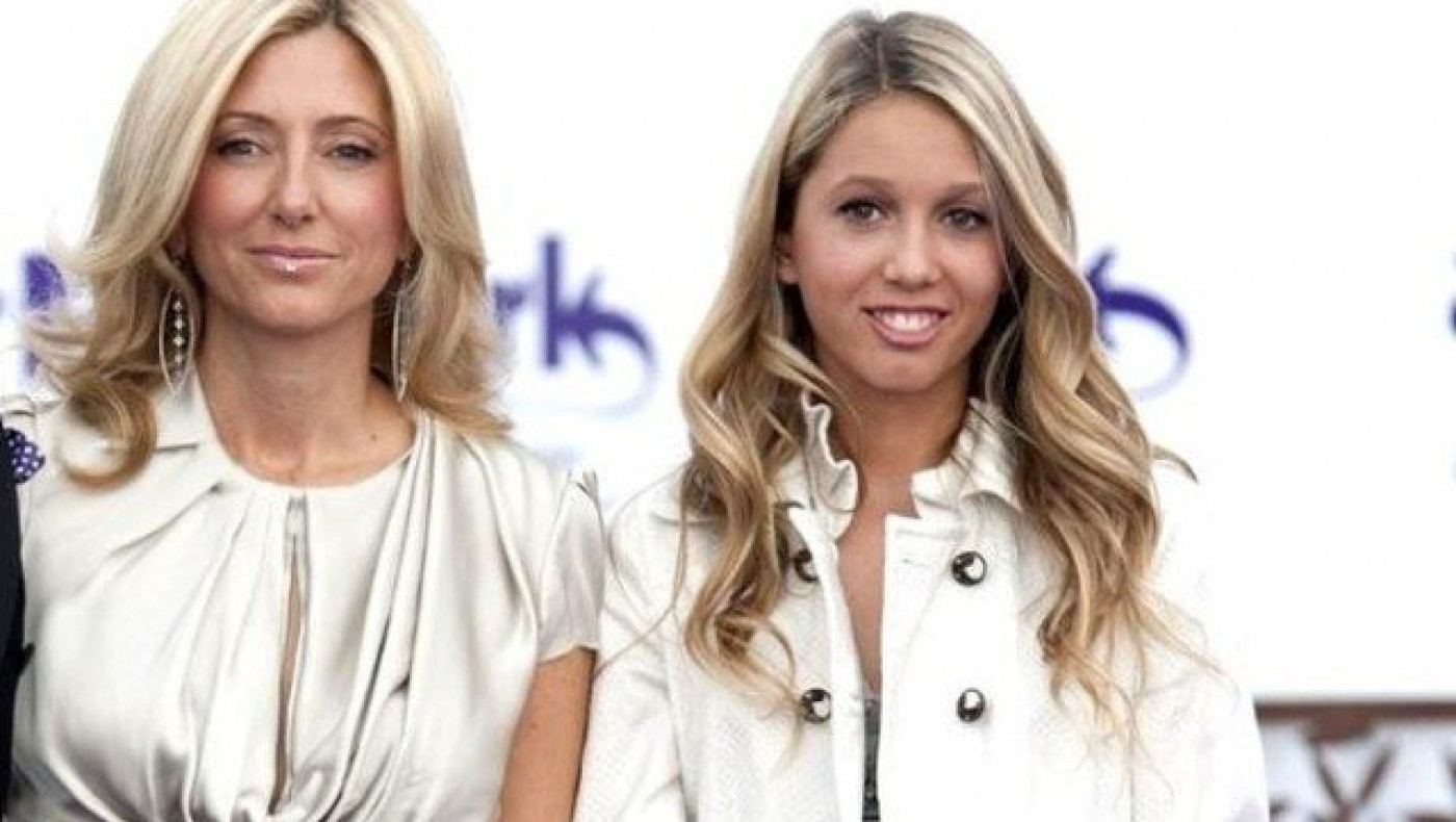 Η προκλητική ΦΩΤΟ που ανέβασε η εγγονή του τέως βασιλιά Κωνσταντίνου