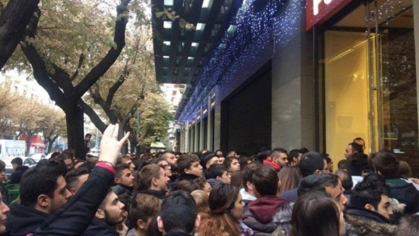 Έρχεται                                η Black Friday στη Θεσσαλονίκη!