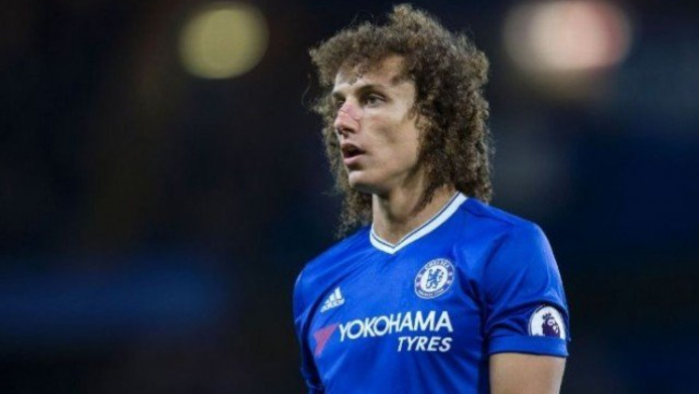 «Στην πόρτα της εξόδου»              ο Νταβίντ Λουίζ