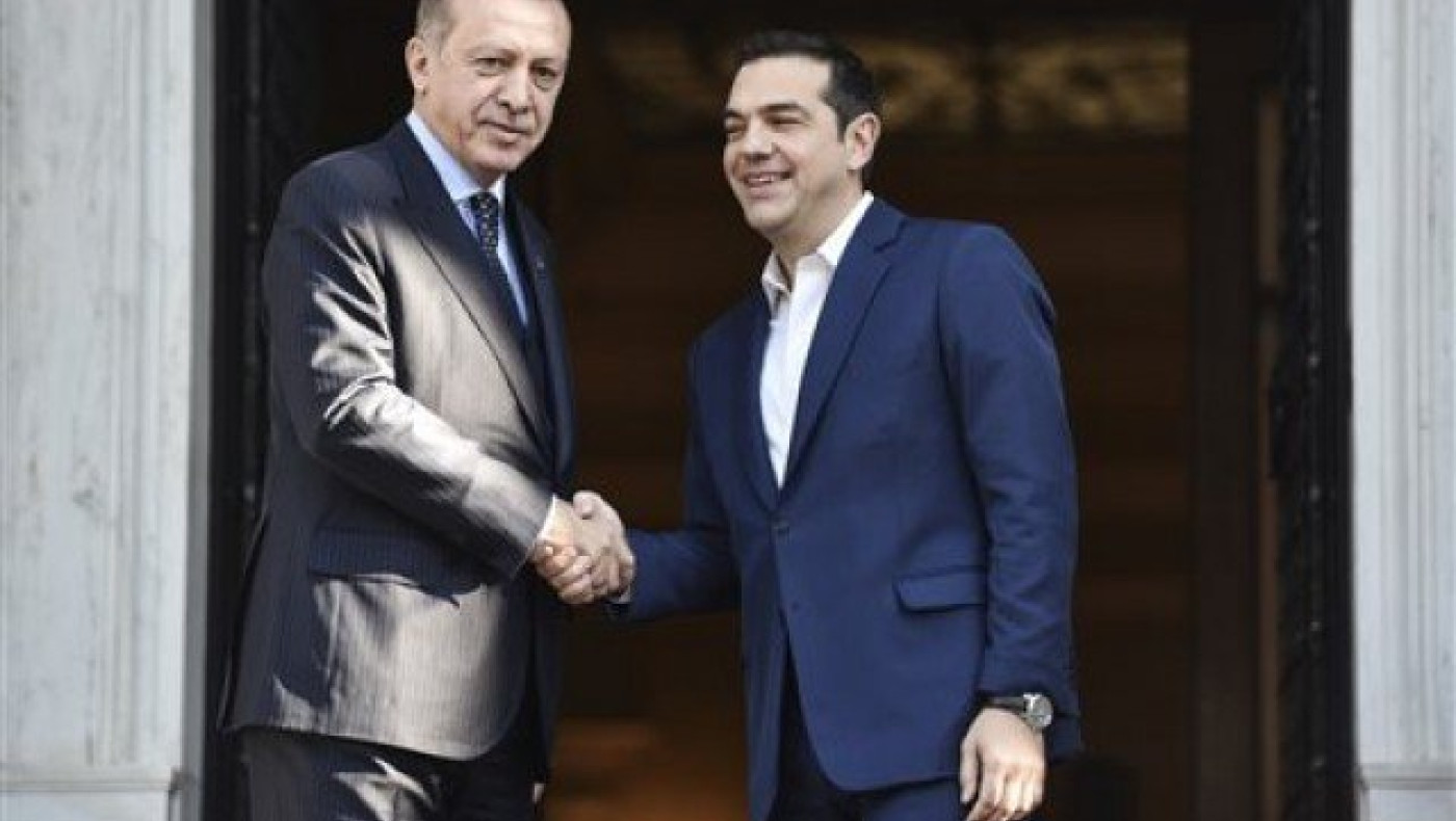 Έριξε      τους τόνους ο Ερντογάν στη συνάντηση με Τσίπρα