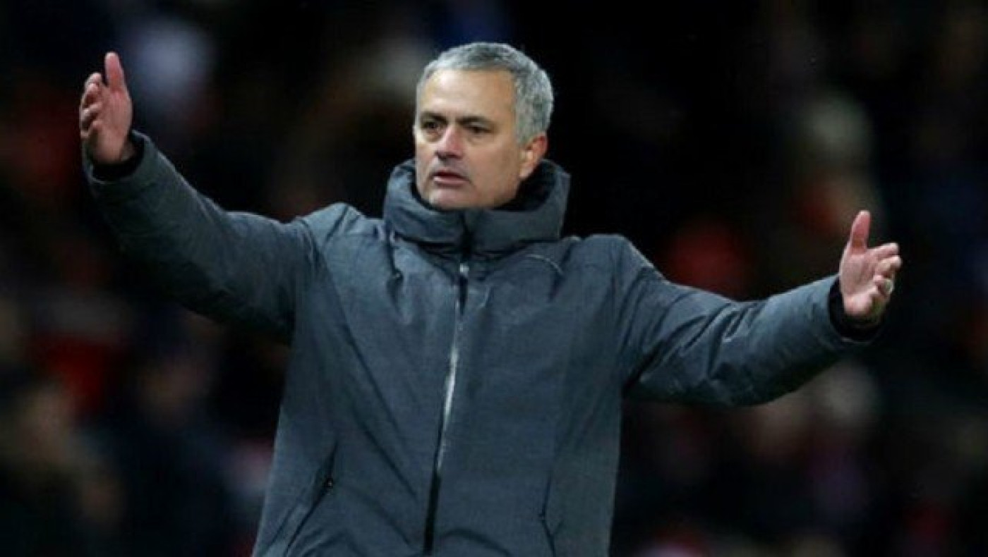 «Ποιος έριξε το μπουκάλι στον Μουρινιο;» Βγήκαν τα πονταρίσματα!