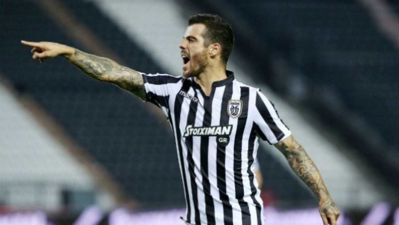 Η επιβράβευση του... μπακ                      Βιεϊρίνια