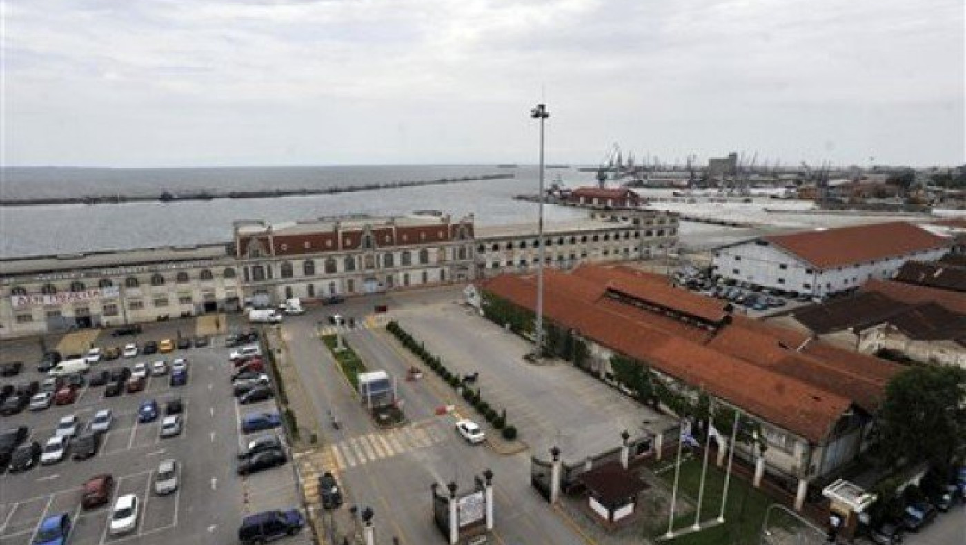 ΕΚΤΑΚΤΟ: Στον αέρα κινδυνεύει να τιναχθεί η πώληση του ΟΛΘ