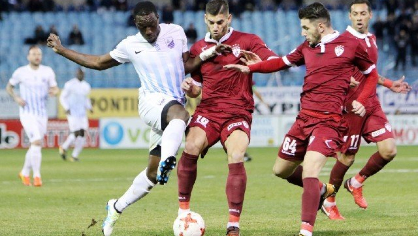 Απέδρασε από τη Λαμία η Λάρισα και   «βλέπει» Ευρώπη