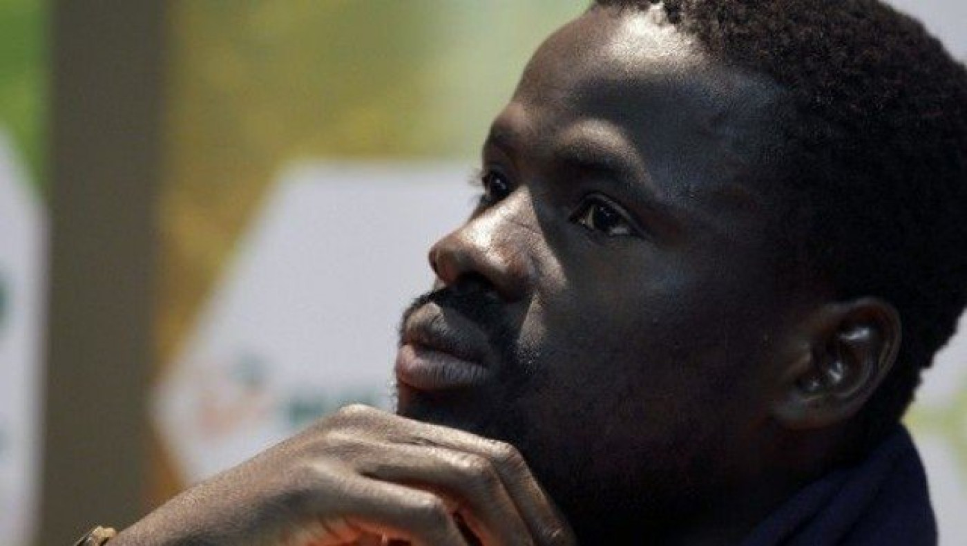 Σοκάρει ο Έμπουε: «Σκέφτομαι να        αυτοκτονήσω»