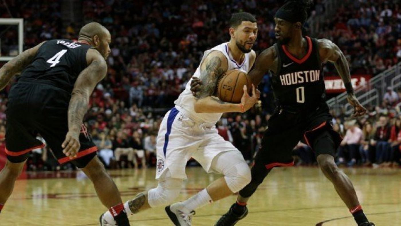 Νέο «κάζο» για Ρόκετς,   καθοριστικός ο Αντετοκούνμπο