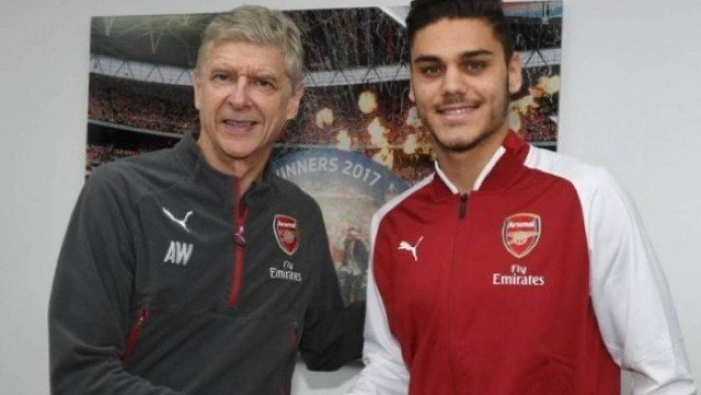 Βενγκέρ: «Δεν είναι ακόμα έτοιμος ο Μαυροπάνος, θα δοθεί δανεικός»