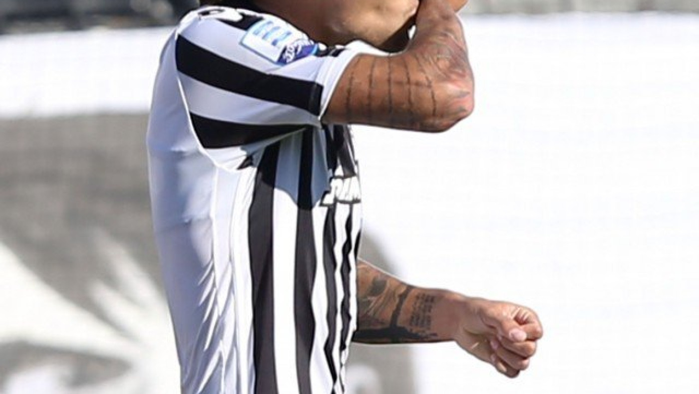 Ζεστό                 χρήμα             από το Μουντιάλ