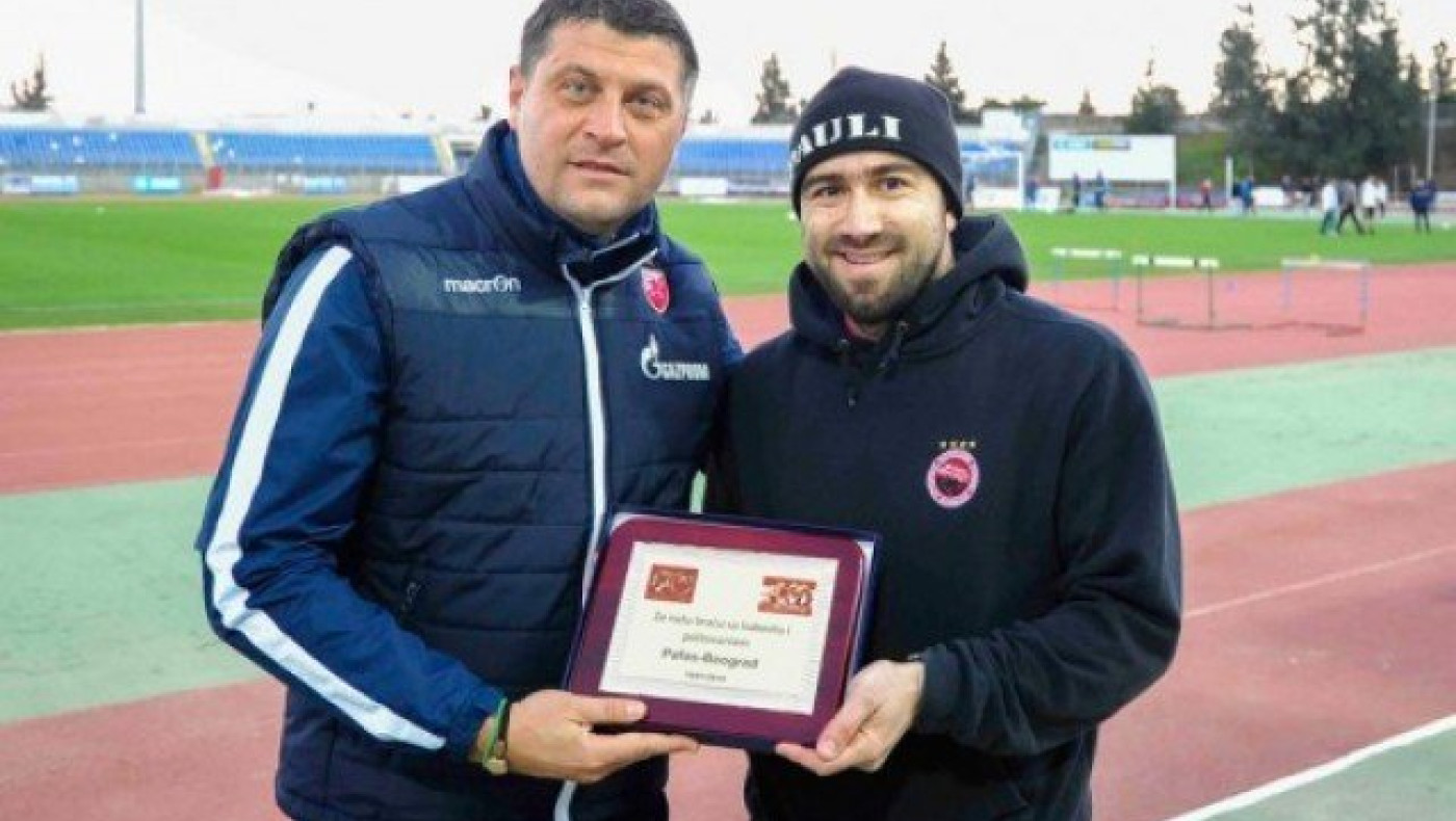 Υποδοχή-έκπληξη στην Κύπρο και βράβευση στον Μιλόγεβιτς (vid)