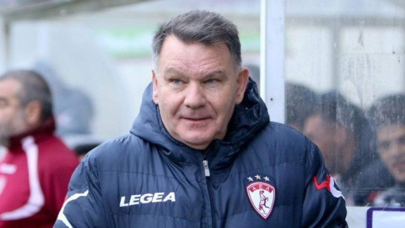 Καταγγελία από Λάρισα               για προβοκάτσια!