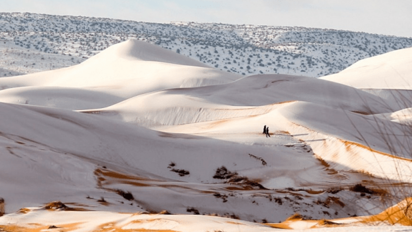 Η έρημος Σαχάρα καλύφθηκε από...                         χιόνι! (ΦΩΤΟ)