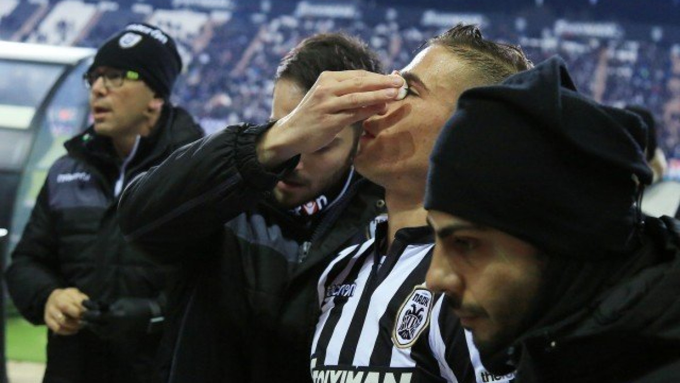 Έσπασε τη μύτη του ο Πέλκας, μεταφέρθηκε στο νοσοκομείο