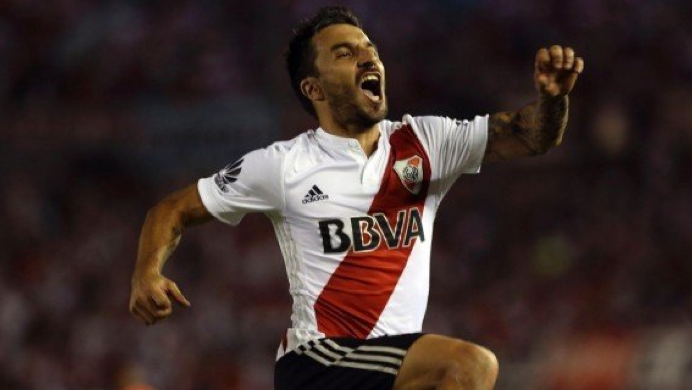 Η ΓΚΟΛΑΡΑ    της δεκαετίας   από τον    «υδραυλικό»!