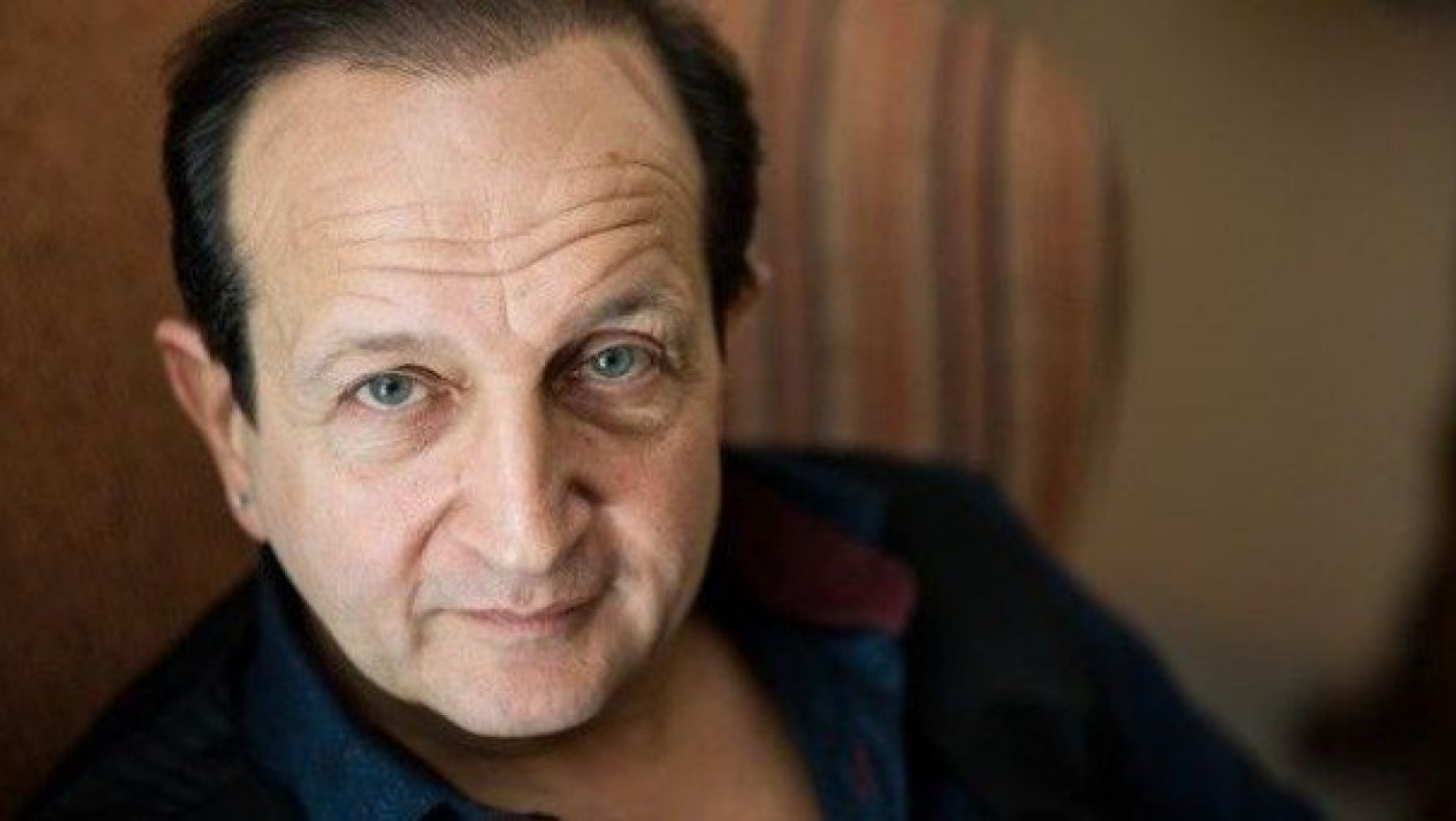 Ο Μπιμπίλας αποκάλυψε γιατί τον αποκαλούν... «αρσενική Βουγιουκλάκη»!