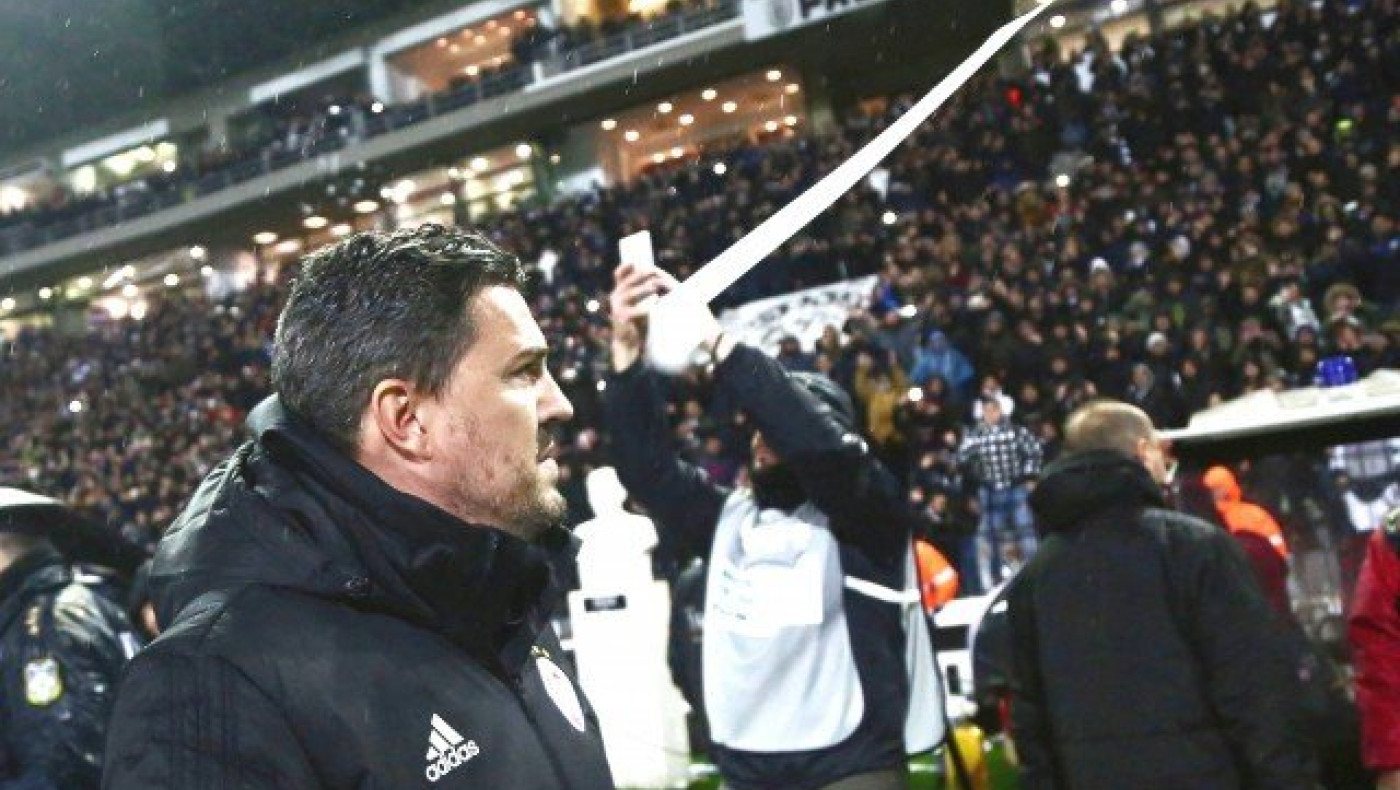 Κοροϊδία μεγάλη, «θέατρο» 100%,  πρέπει να γίνει κανονικά το ματς