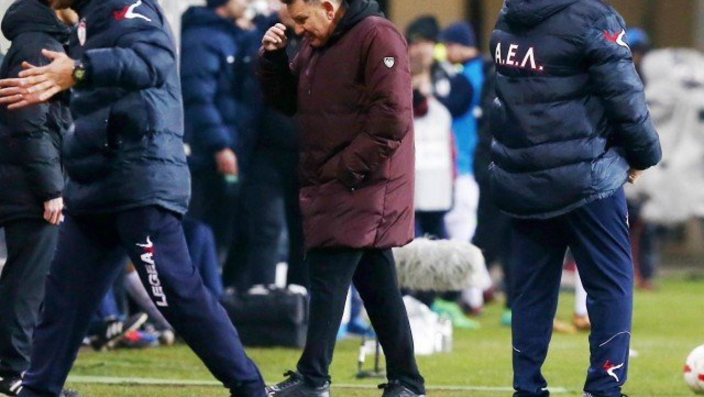 Υβριστικά συνθήματα εναντίον του Κούγια, στο στόχαστρο και ο Φυντάνης