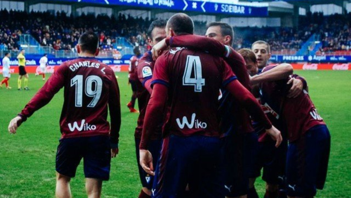 Συμπληρώνει 12 παιχνίδια σε              38 ημέρες