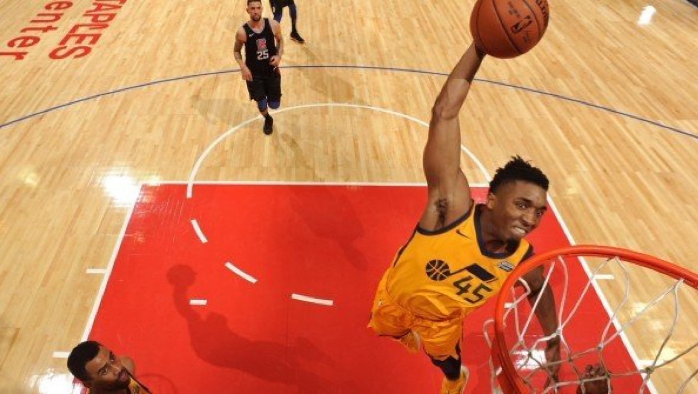 Top-10: Στην      κορυφή  ο  Ντόνοβαν  Μίτσελ  (vid)