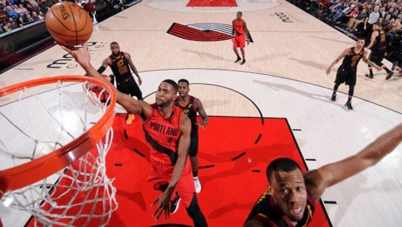 Τρομεροί Μπλέιζερς, ακάθεκτοι Ρόκετς, νίκη-χρυσάφι οι Σπερς (vids)