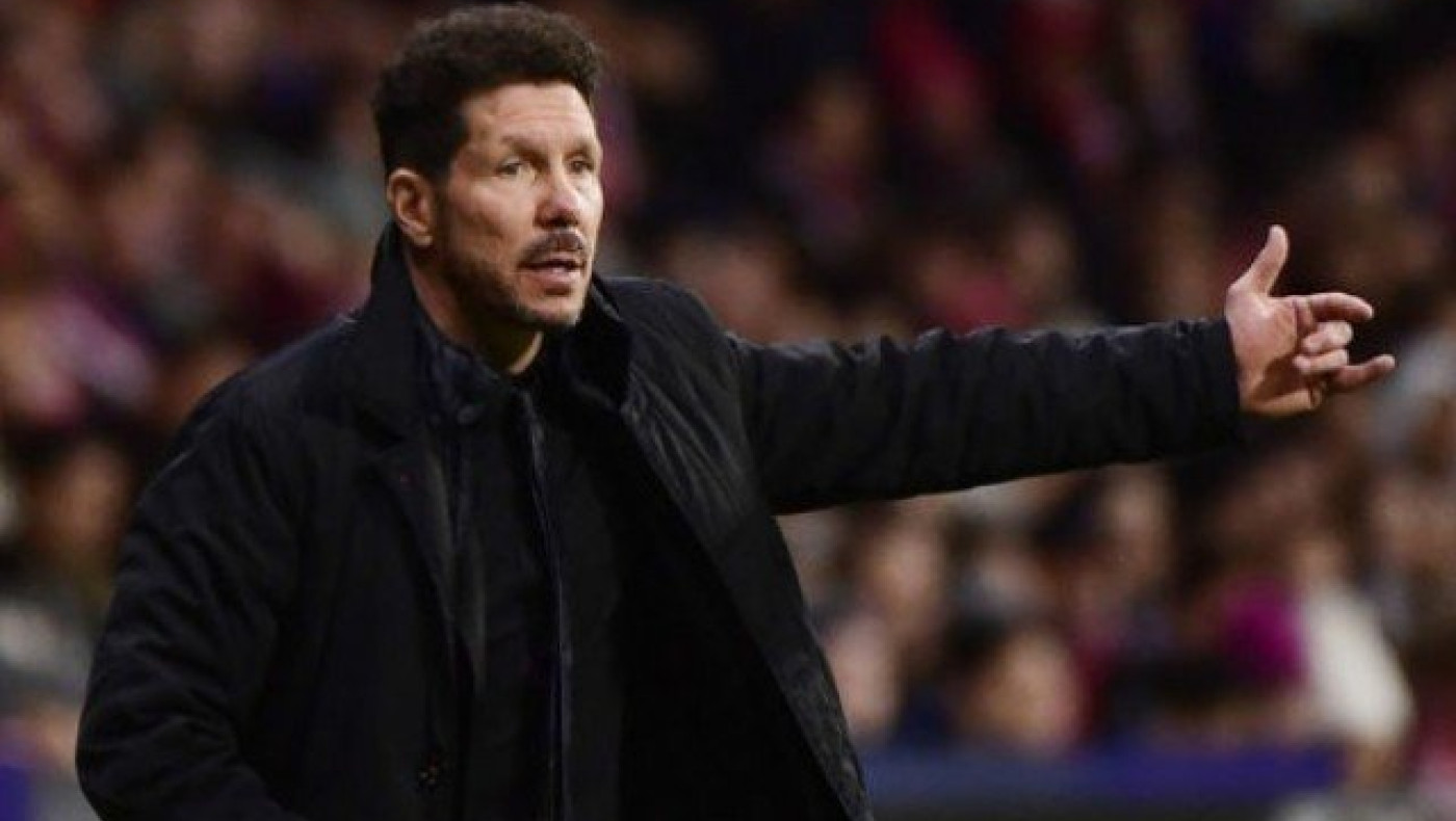 Ύμνοι                                Σιμεόνε για Μέσι