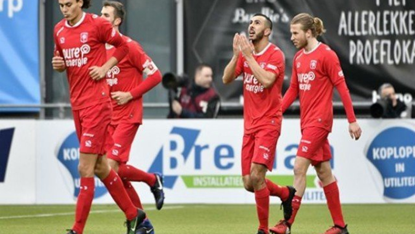 Η Τβέντε ξεκινά                                         την αντεπίθεση