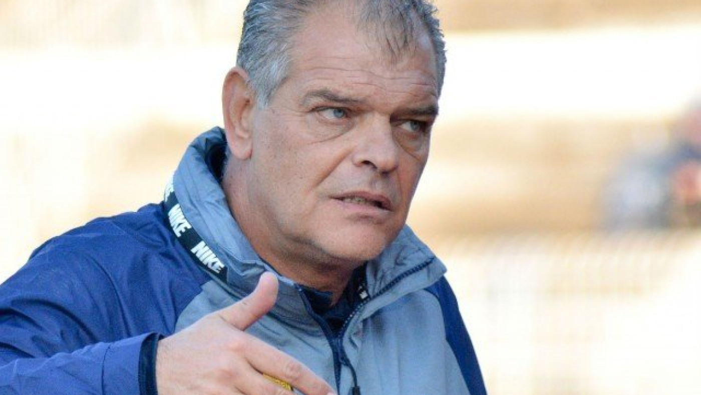 Δεν αλλάζει τη συνταγή ο                    Σπανός