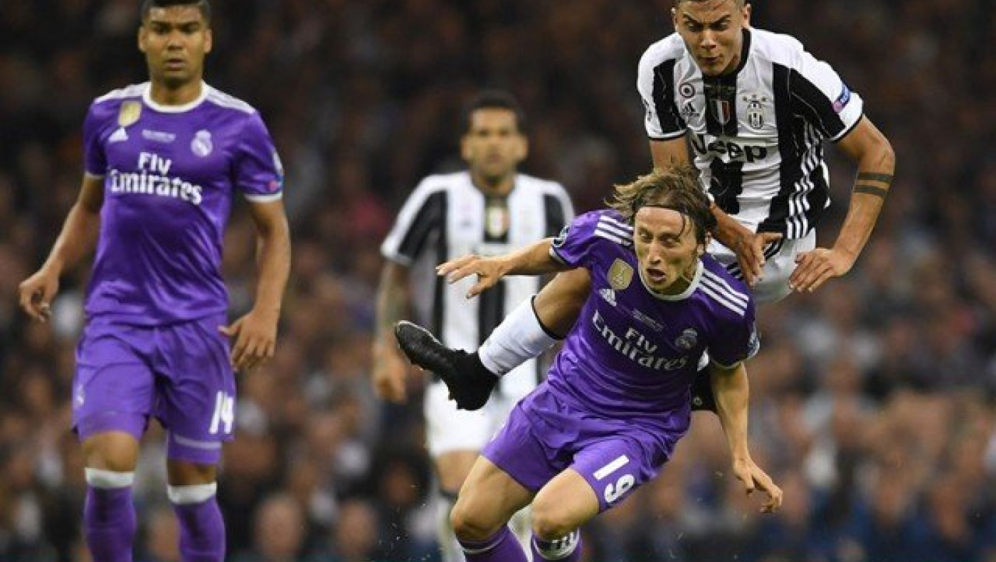 Στον άσο η Τουρ,  στο Χ η Βίρτους Εντέλα,  στο Χ και η Πιστοϊέζε