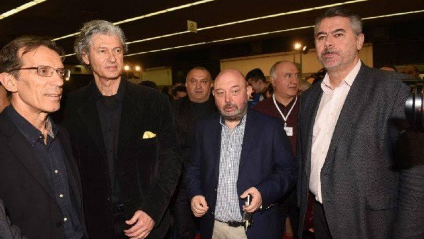 ΦΩΤΟΡΕΠΟΡΤΑΖ: Ο όμιλος           Metromedia στην Sportexpo