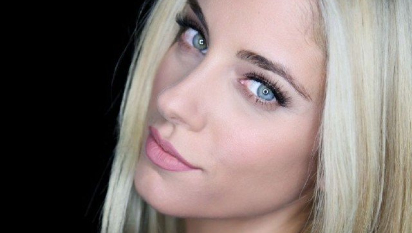 Γέννησε η Δούκισσα                                            Νομικού!