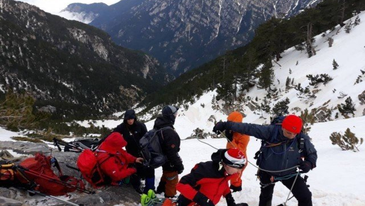 Δραματική διάσωση Γάλλου ορειβάτη στον Όλυμπο (ΦΩΤΟ & ΒΙΝΤΕΟ)