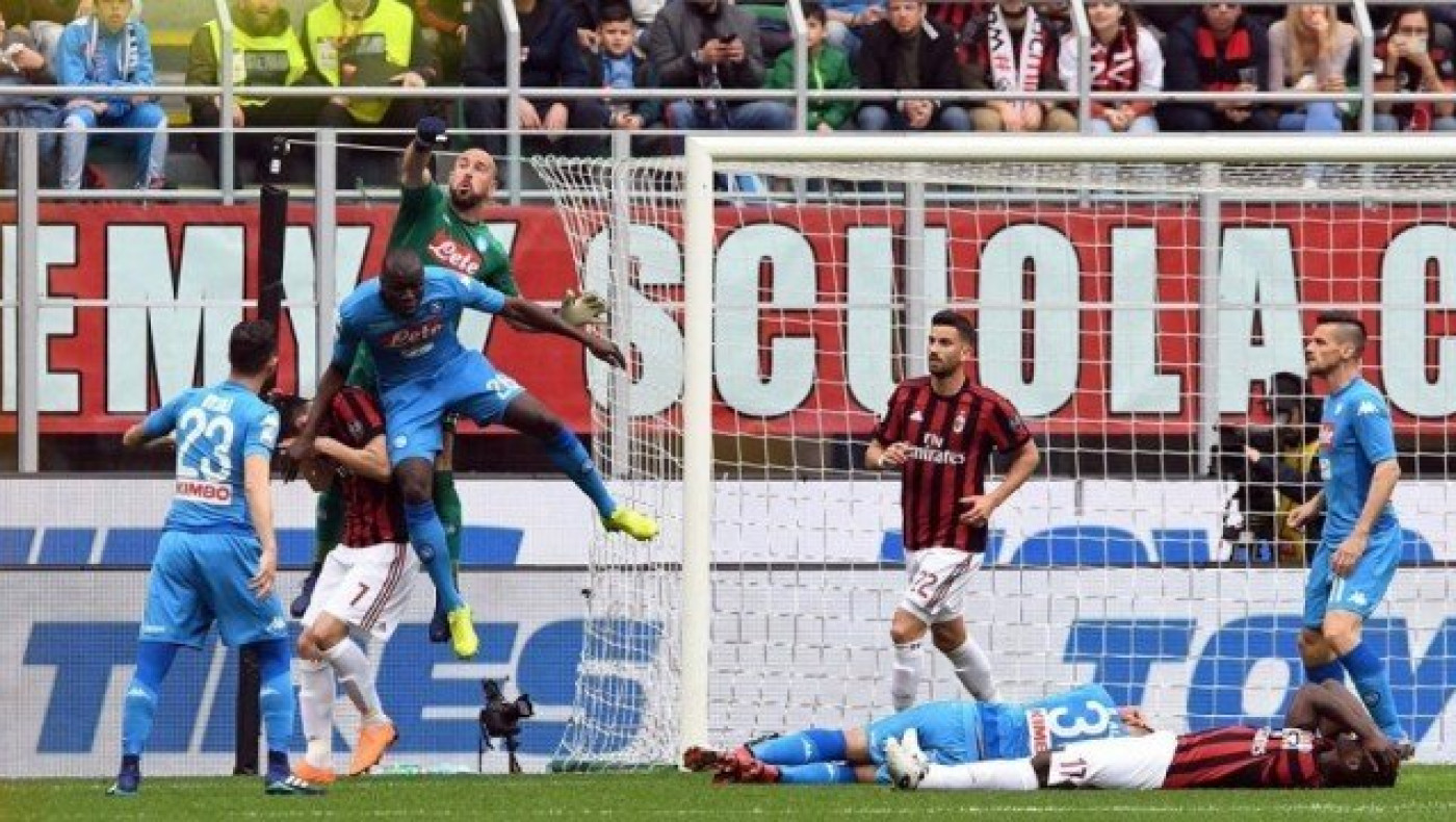 Η Μίλαν χαρίζει το πρωτάθλημα στη       Γιουβέντους!