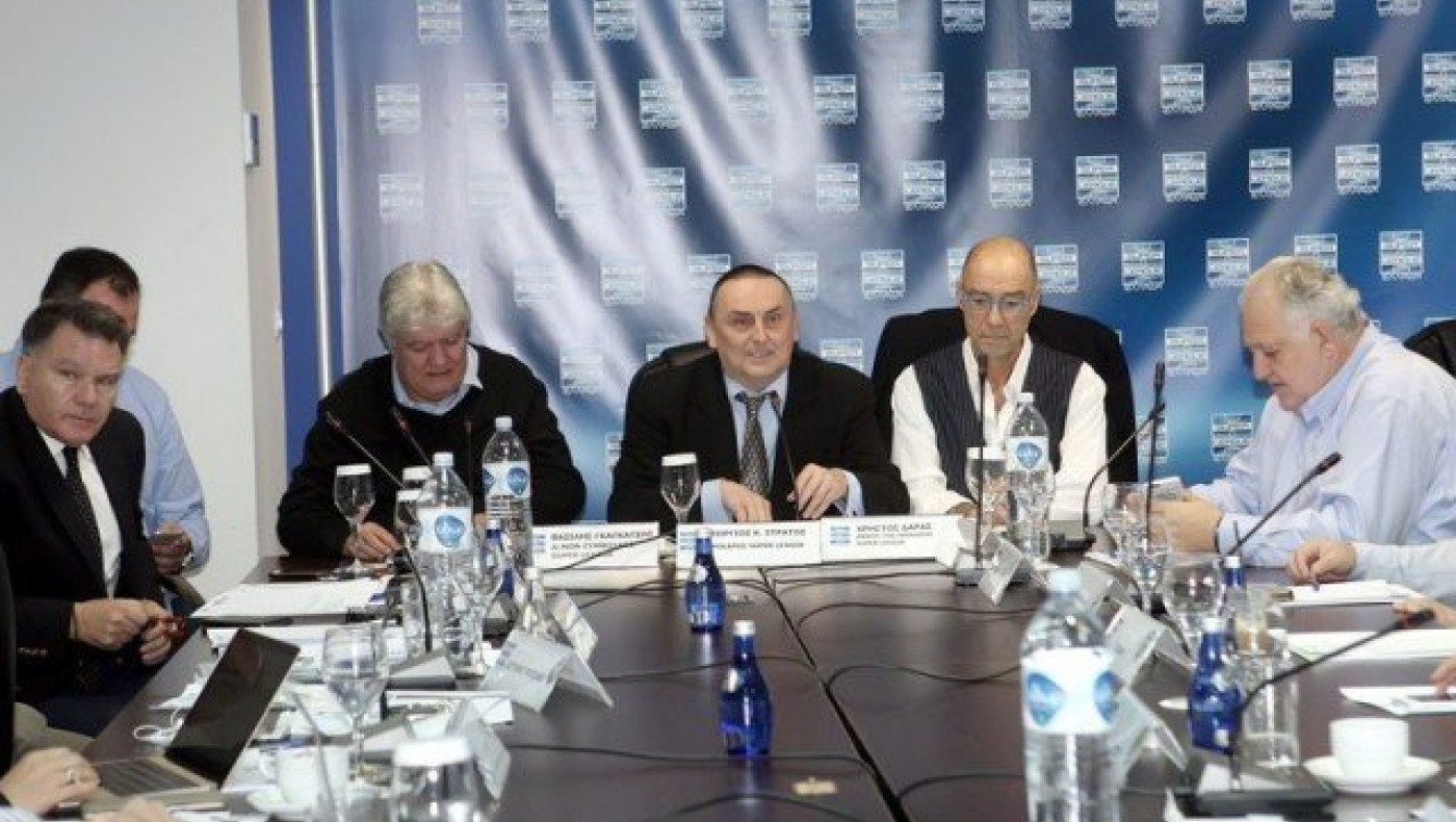 ΣΚΑΝΔΑΛΟ: Μεθοδεύουν αναβολή της ψηφοφορίας της Superleague!
