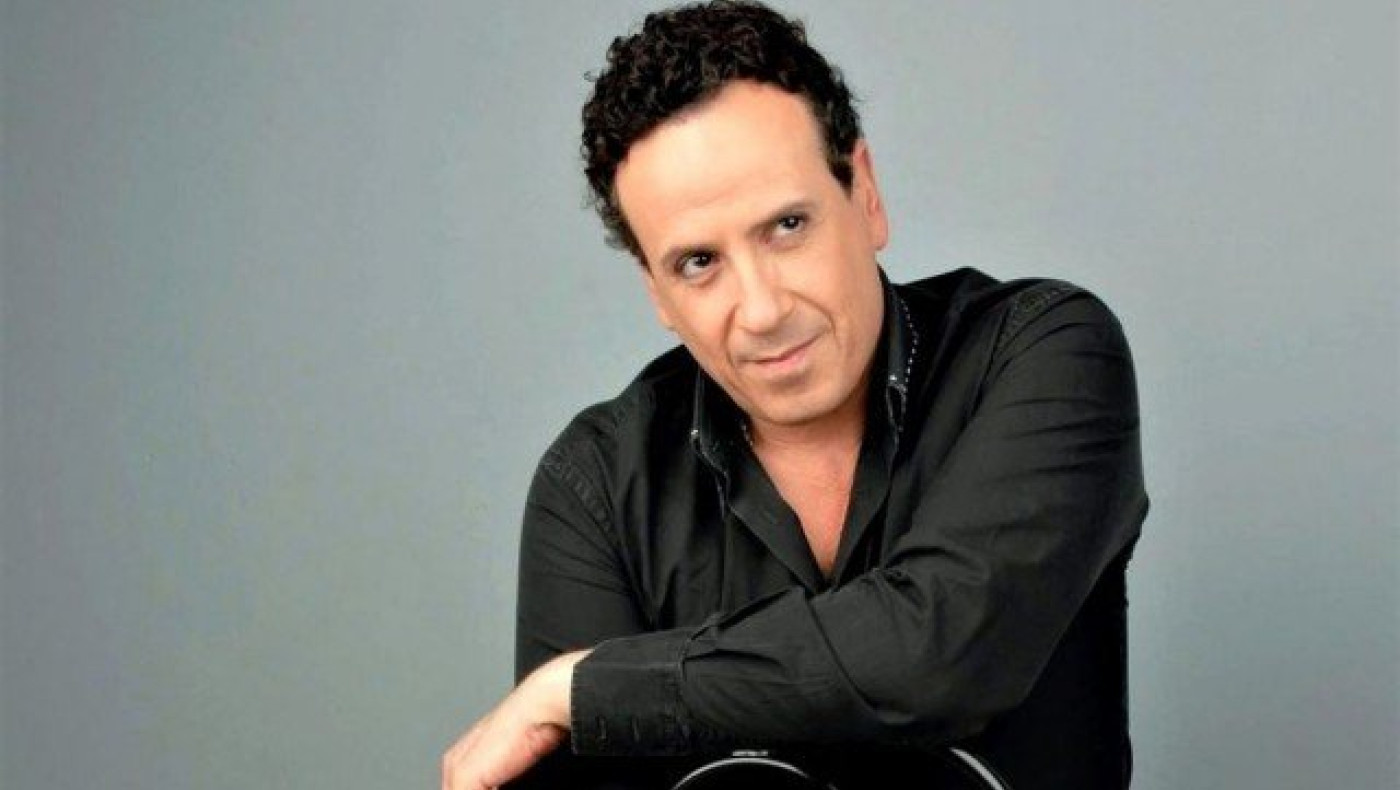 Χάρης Ρώμας: Ξέσπασε σε λυγμούς μιλώντας για τον πατέρα του! (BINTEO)