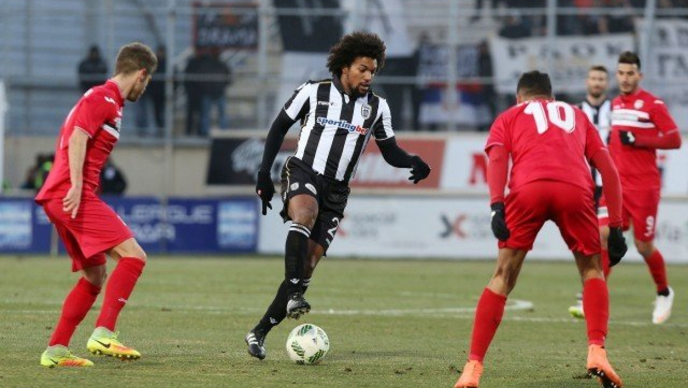 Ξέσπασμα                                                  για Ατρόμητο