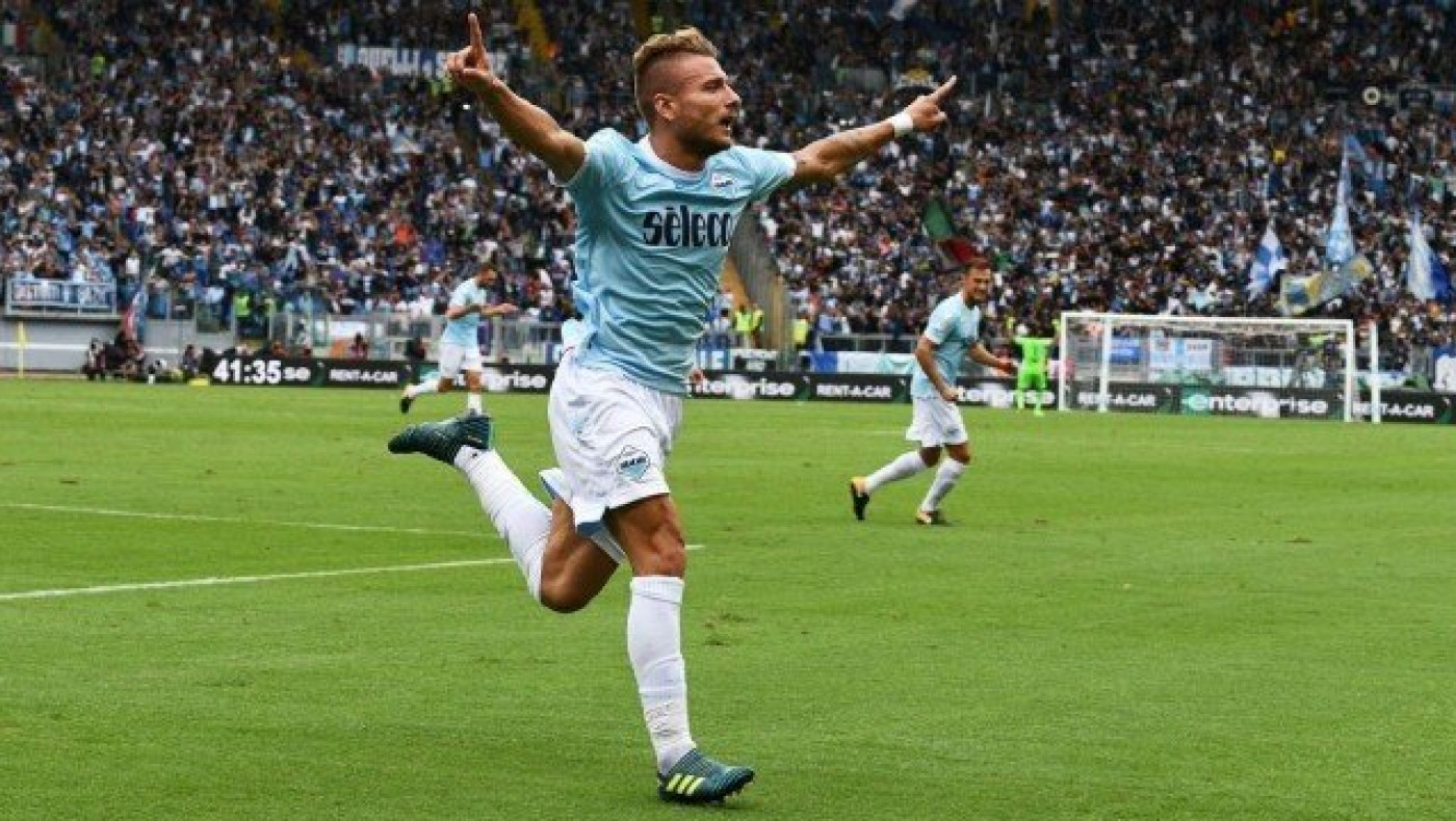 Τρεις                               υποψήφιοι σκόρερ