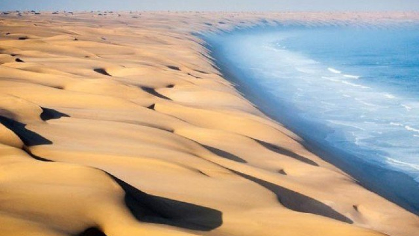 Το μαγικό σημείο όπου η έρημος συναντά τη θάλασσα! (ΦΩΤΟ)