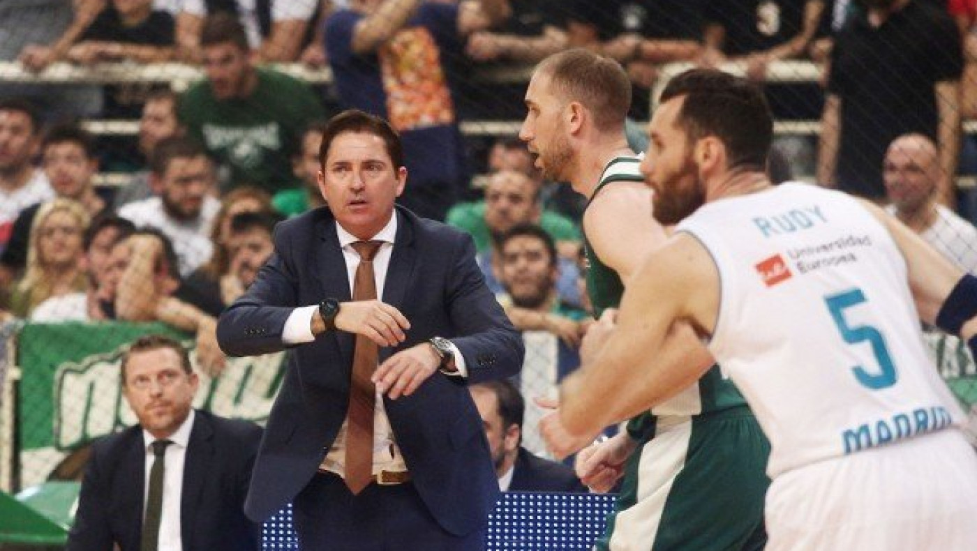 «Παραμένει φαβορί η                           Ρεάλ»