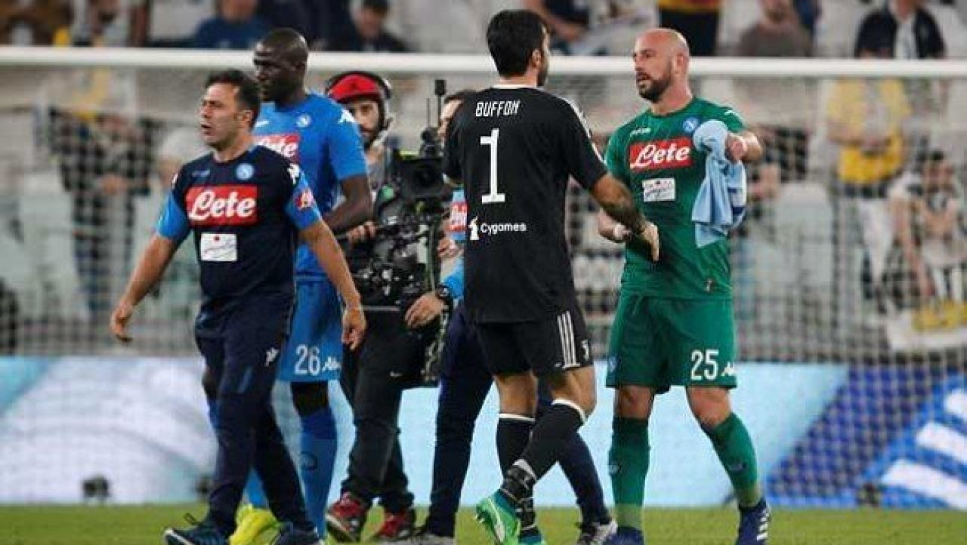 Για αυτό  είναι   πραγματικός   αρχηγός   ο Μπουφόν!