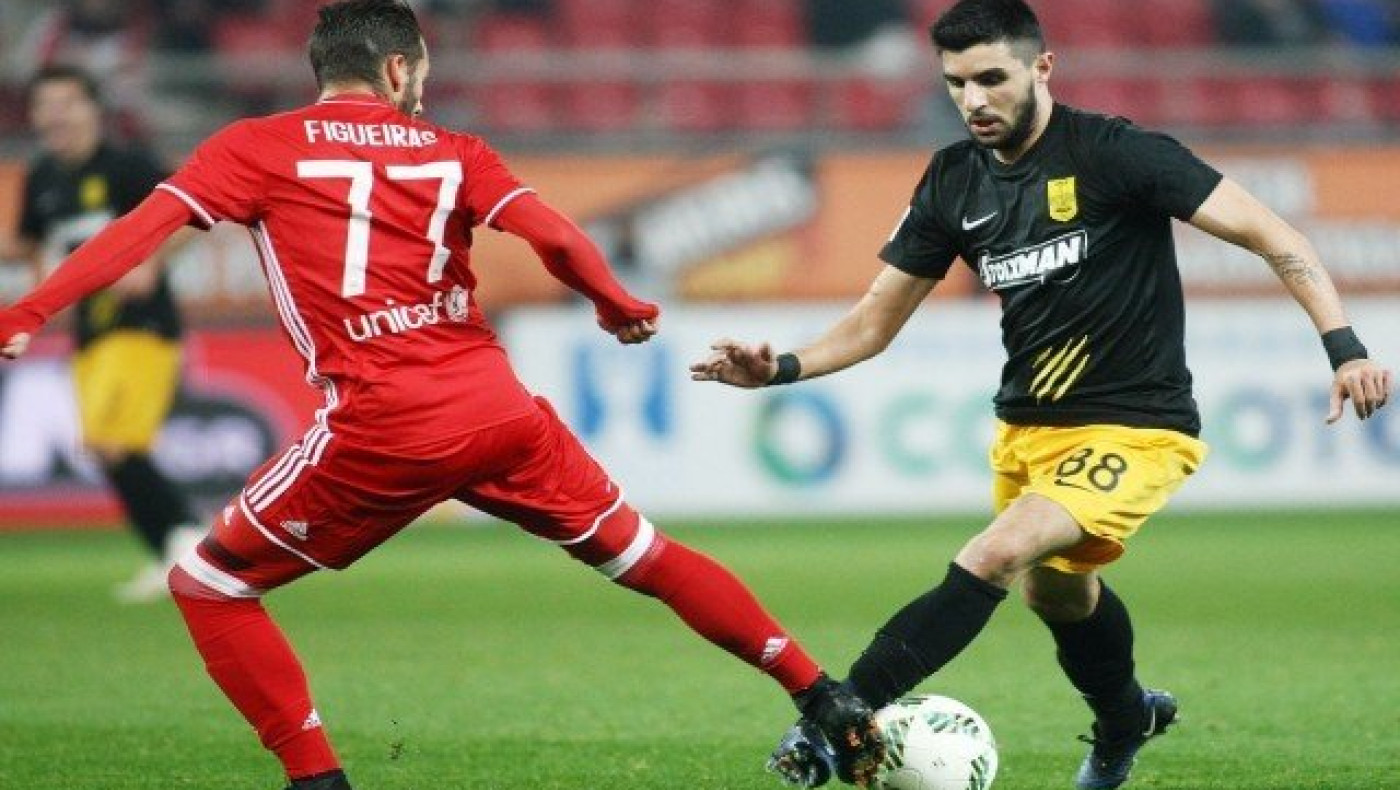 Χειρουργήθηκε      με    επιτυχία    ο     Ανάκογλου