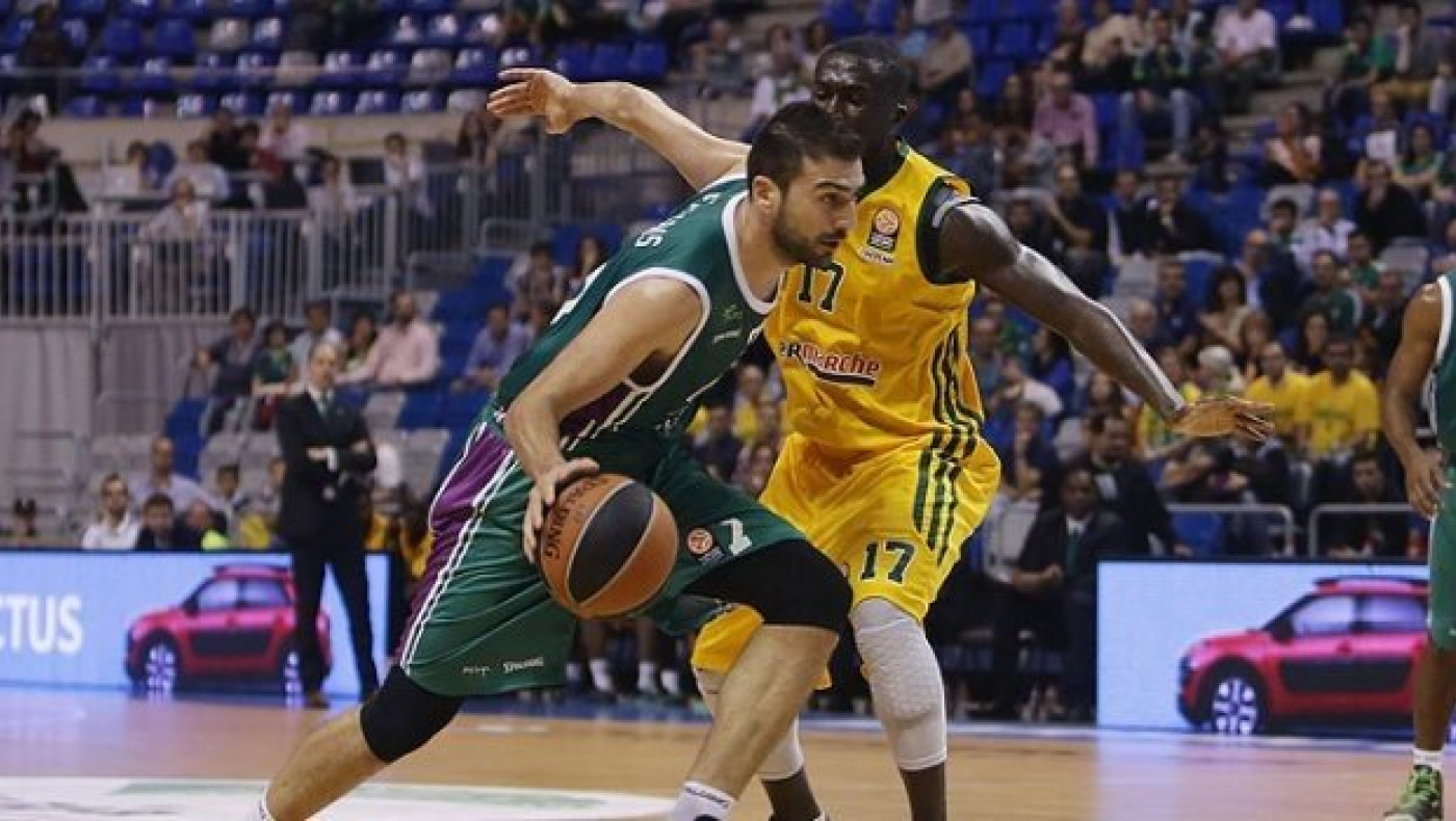 Ακάθεκτη η Μάλαγα