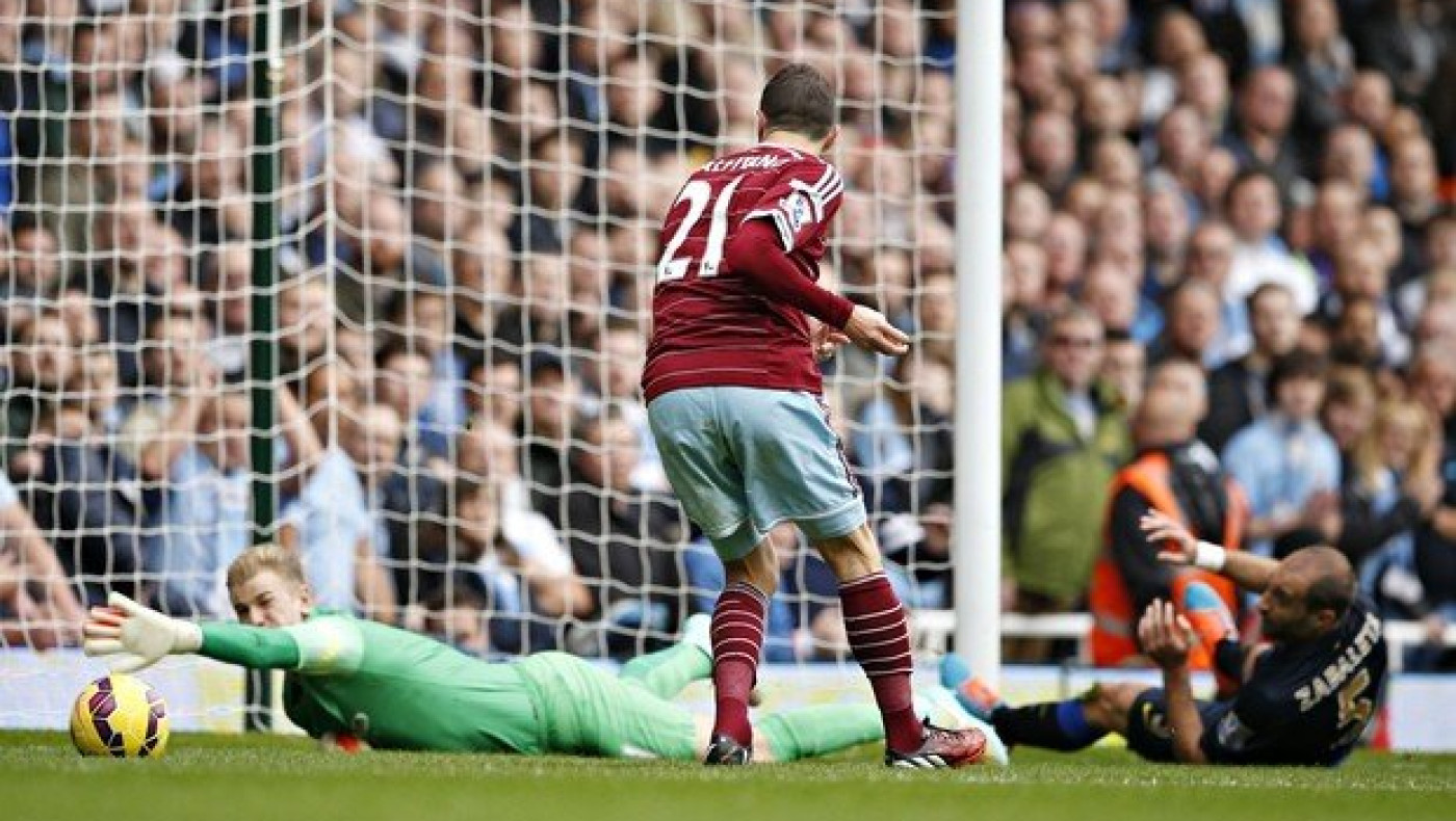 O μπόμπιρας που κοροιδεύει τον Χαρτ! (video+pic)