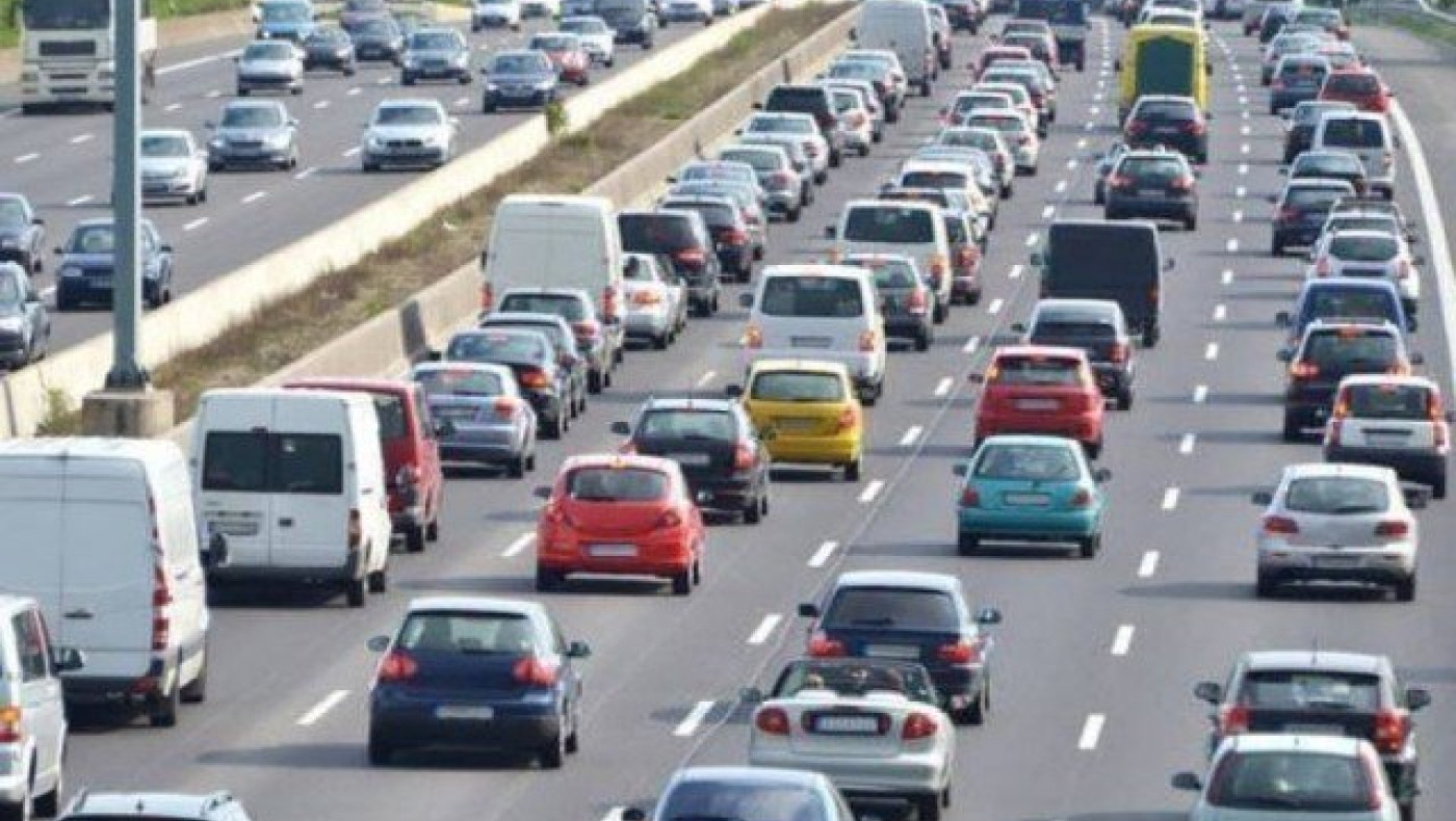 Τέλη κυκλοφορίας                               και το 2018 με τον μήνα