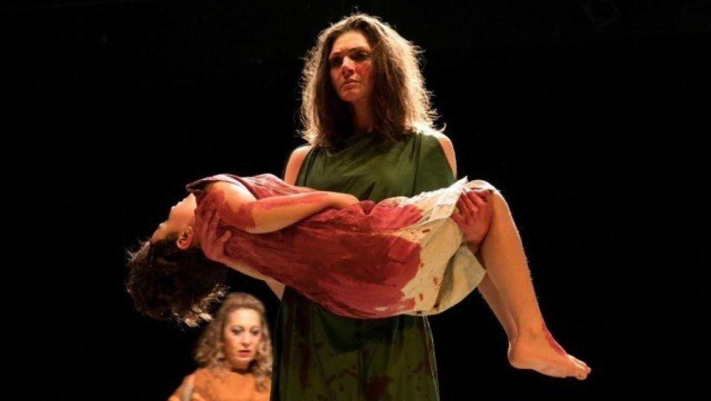 Συγκλονιστικές περιπτώσεις          μητροκτονίας στην Ελλάδα