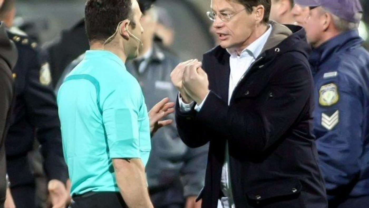 Ο Μίχελ επέμενε για        ξένο διαιτητή από την αρχή