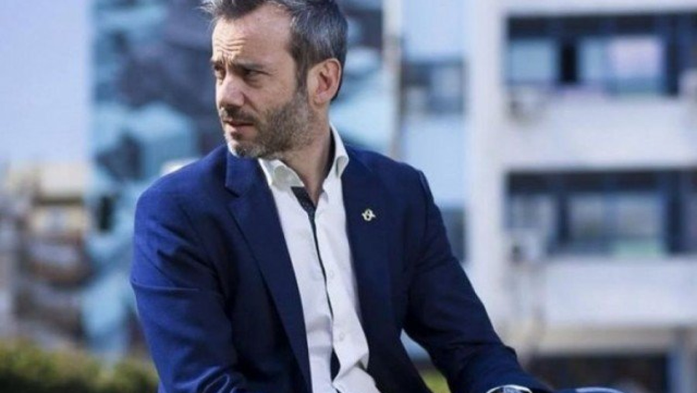 Ζέρβας: «Η ευθύνη είναι            του κάθε Δήμου και της ΕΥΑΘ»