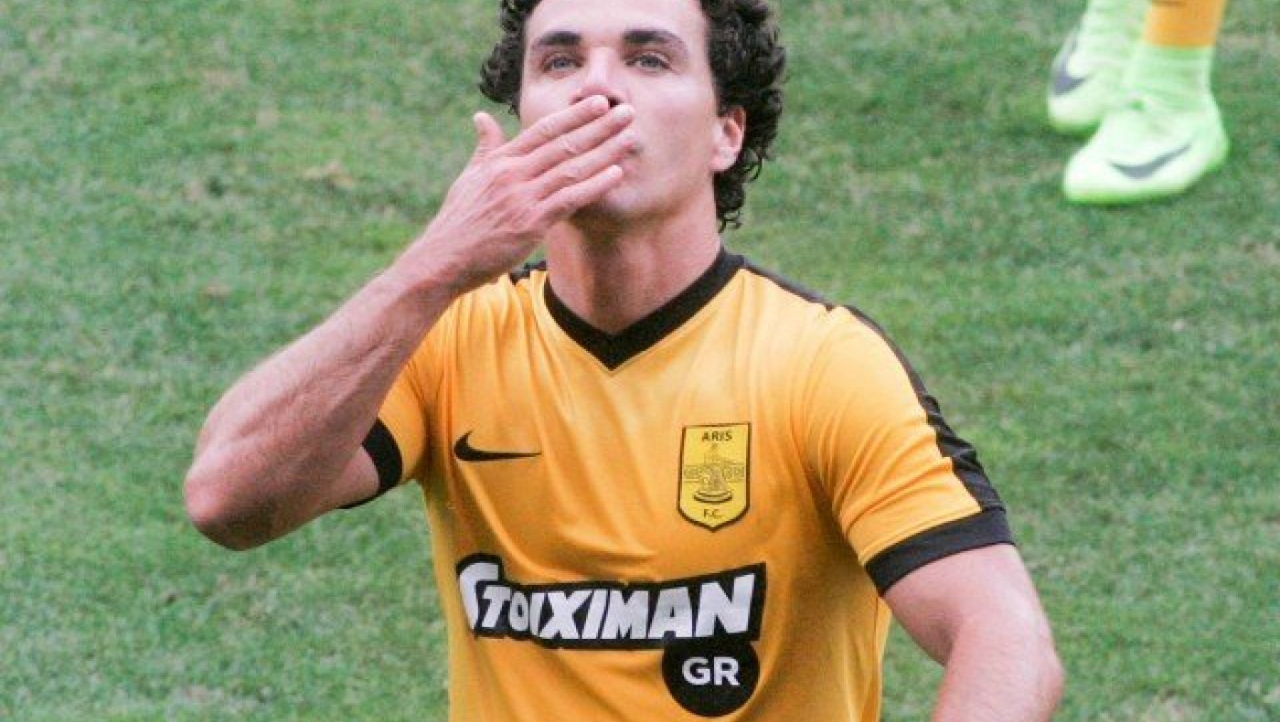 Άρης: «Είσαι ένας                             από εμάς» (pic)